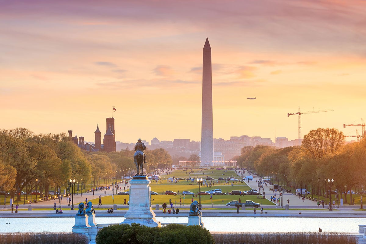 The Washington Monument in the evening